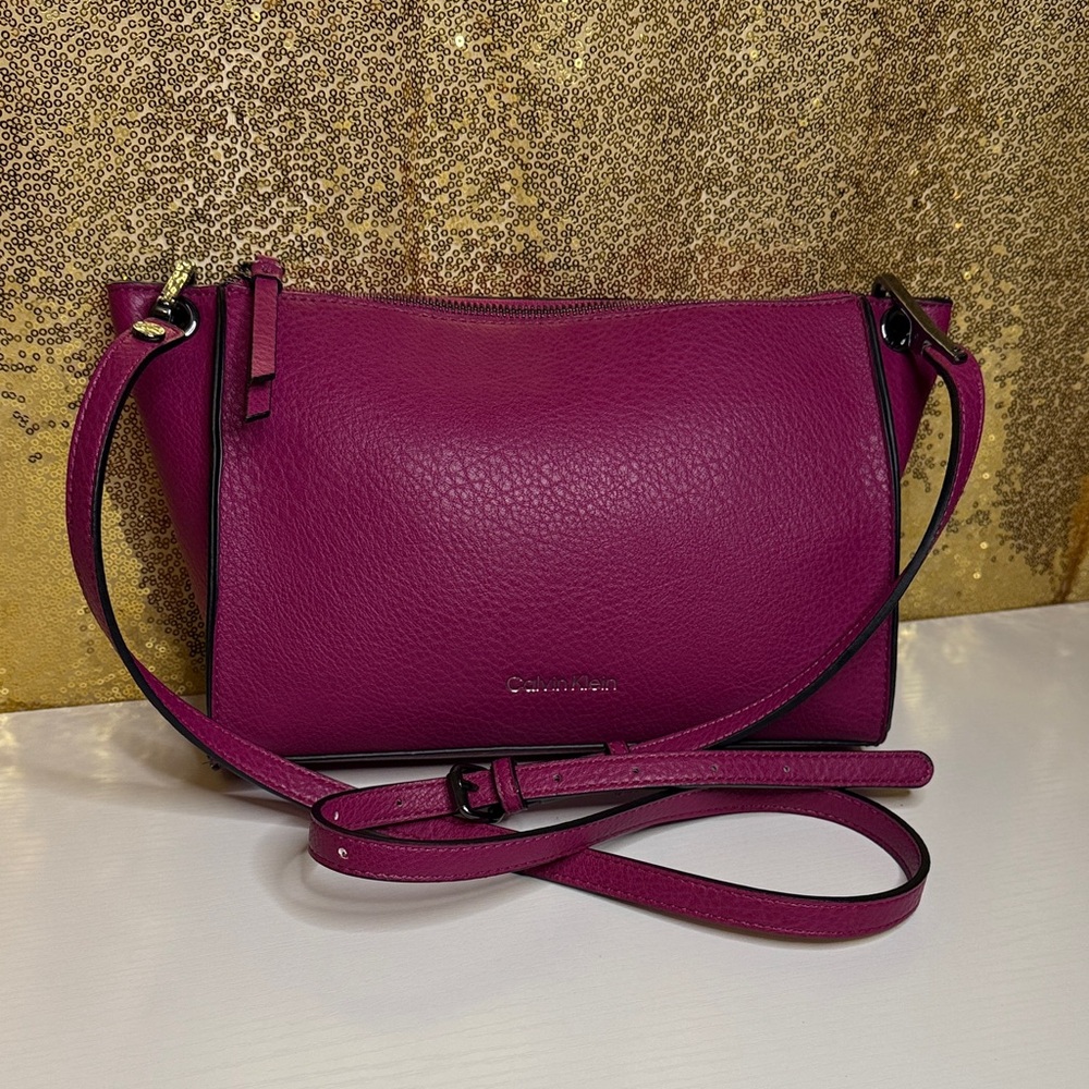 Calvin Klein Reyna Fuchsia Crossbody Bag